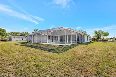 1321 SE Airoso Blvd, Port Saint Lucie, FL 34983 - Photo 23