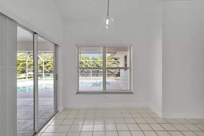 1321 SE Airoso Blvd, Port Saint Lucie, FL 34983 - Photo 11