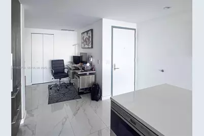 3131 NE 7th Ave #2702, Miami, FL 33137 - Photo 17