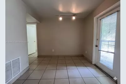 4201 W McNab Rd #15, Pompano Beach, FL 33069 - Photo 13