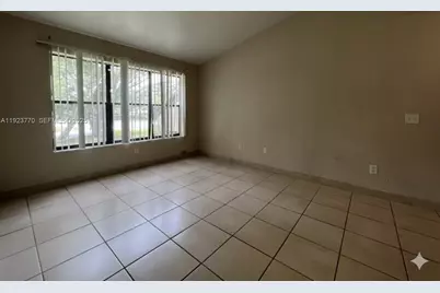 4201 W McNab Rd #15, Pompano Beach, FL 33069 - Photo 9