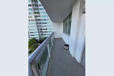 7135 Collins Ave #725, Miami Beach, FL 33141 - Photo 19