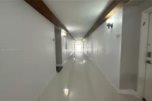 200 Lakeview Dr, Weston, FL 33326 - Photo 5