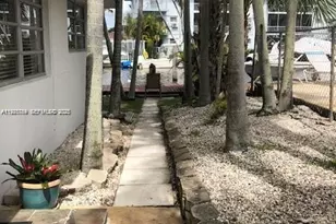 645 NE 77th St, Miami, FL 33138 - Photo 3