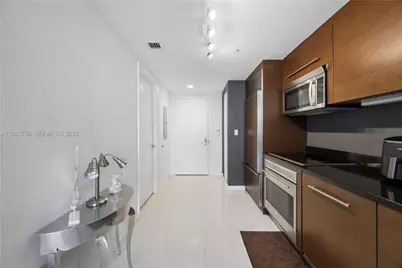 465 Brickell Ave #3804, Miami, FL 33131 - Photo 9
