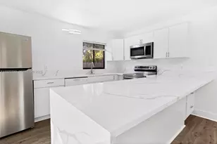 4059 Palm Bay Cir, West Palm Beach, FL 33406 - Photo 9