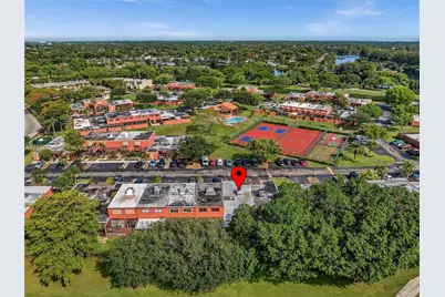 1489 Fairway Rd, Pembroke Pines, FL 33026 - Photo 35