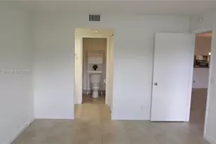 901 SW 128th Terrace, Pembroke Pines, FL 33027 - Photo 7