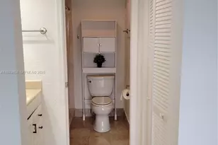 901 SW 128th Terrace, Pembroke Pines, FL 33027 - Photo 17