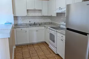 5494 Courtyard Dr, Margate, FL 33063 - Photo 9