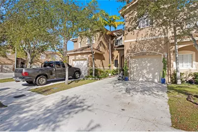 8525 SW 214th Ter, Cutler Bay, FL 33189 - Photo 3
