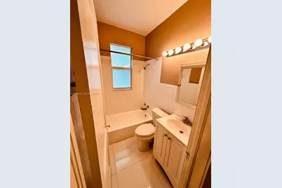 344 Mendoza Ave #7, Miami, FL 33134 - Photo 3