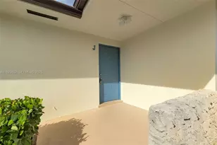 2854 E Crosley Dr E, West Palm Beach, FL 33415 - Photo 3