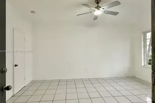 610 12th St, Miami Beach, FL 33139 - Photo 3