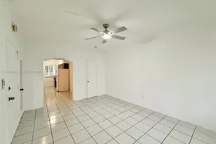 610 12th St, Miami Beach, FL 33139 - Photo 7