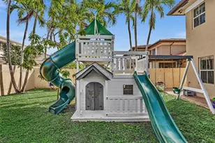 8123 NW 161st Terrace, Miami Lakes, FL 33016 - Photo 41