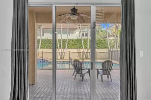 8123 NW 161st Terrace, Miami Lakes, FL 33016 - Photo 11