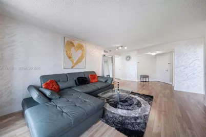 3400 NE 192nd St #1808, Aventura, FL 33180 - Photo 5