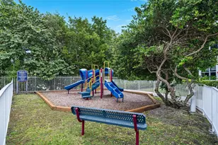 3400 NE 192 St, Aventura, FL 33180 - Photo 37