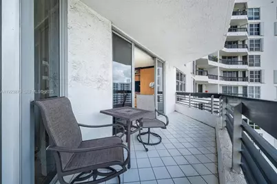 3400 NE 192nd St #1808, Aventura, FL 33180 - Photo 29