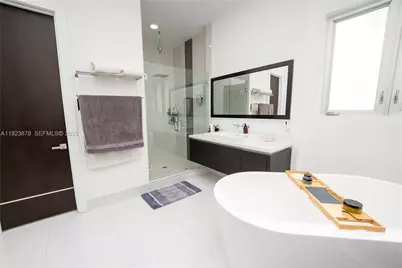 8340 NW 33 Terrace, Doral, FL 33122 - Photo 31