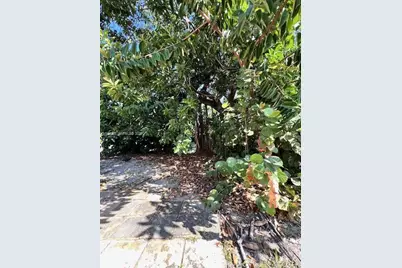 [Address not provided], Hallandale Beach, FL 33009 - Photo 11