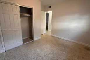 219 NW 10th Ave, Miami, FL 33128 - Photo 13
