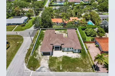 8275 SW 93rd St, Miami, FL 33156 - Photo 7