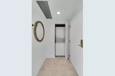 800 Claughton Island Dr #1202, Miami, FL 33131 - Photo 29