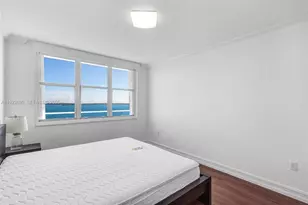 800 Claughton Island Dr, Miami, FL 33131 - Photo 15