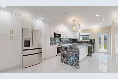 3801 SW 132nd Ave, Miami, FL 33175 - Photo 9