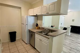 17150 N Bay Rd, Sunny Isles Beach, FL 33160 - Photo 7