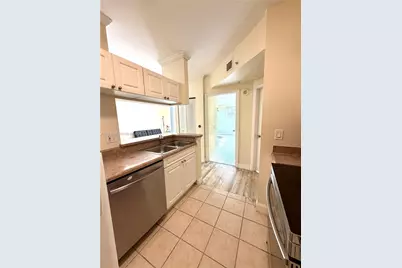 17150 N Bay Rd #2419, Sunny Isles Beach, FL 33160 - Photo 9