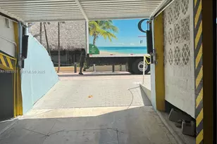 400 N Surf Rd, Hollywood, FL 33019 - Photo 17