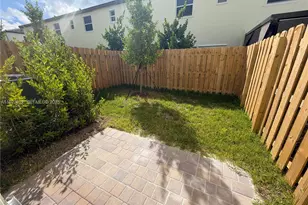 2620 SE 27th Dr, Homestead, FL 33035 - Photo 5