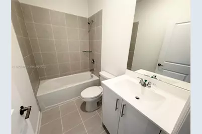 2620 SE 27th Dr, Homestead, FL 33035 - Photo 9