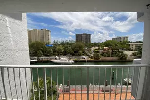1650 NE 115th St, Miami, FL 33181 - Photo 3