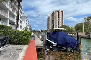 1650 NE 115th St, Miami, FL 33181 - Photo 27