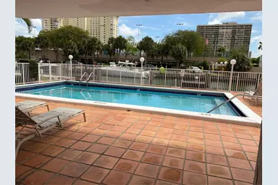 1650 NE 115th St #405, Miami, FL 33181 - Photo 7
