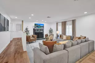 11155 SW 40th St, Davie, FL 33328 - Photo 5