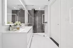 300 Biscayne Blvd Way, Miami, FL 33131 - Photo 5