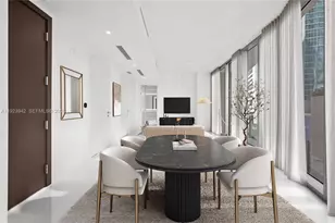 300 Biscayne Blvd Way, Miami, FL 33131 - Photo 3