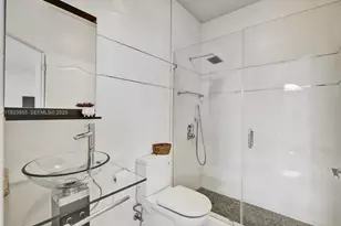 5907 NW 110th Ct, Doral, FL 33178 - Photo 23