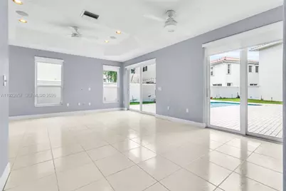 1547 Mariner Way, Hollywood, FL 33019 - Photo 9
