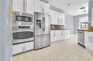 1547 Mariner Wy, Hollywood, FL 33019 - Photo 3