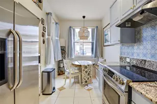 13174 NW 9th Ct, Pembroke Pines, FL 33028 - Photo 7