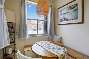 13174 NW 9th Ct, Pembroke Pines, FL 33028 - Photo 5