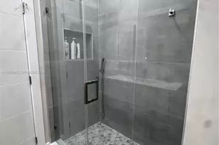 755 N Crescent Dr, Hollywood, FL 33021 - Photo 11