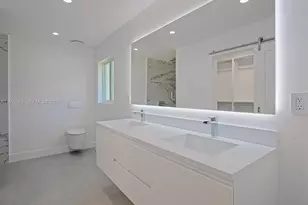 9301 SW 178th St, Palmetto Bay, FL 33157 - Photo 13