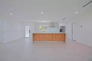 9301 SW 178th St, Palmetto Bay, FL 33157 - Photo 5